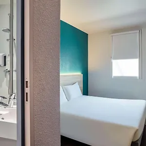  Hotel Hotelf1 Thonon Les Bains Est Frankreich
